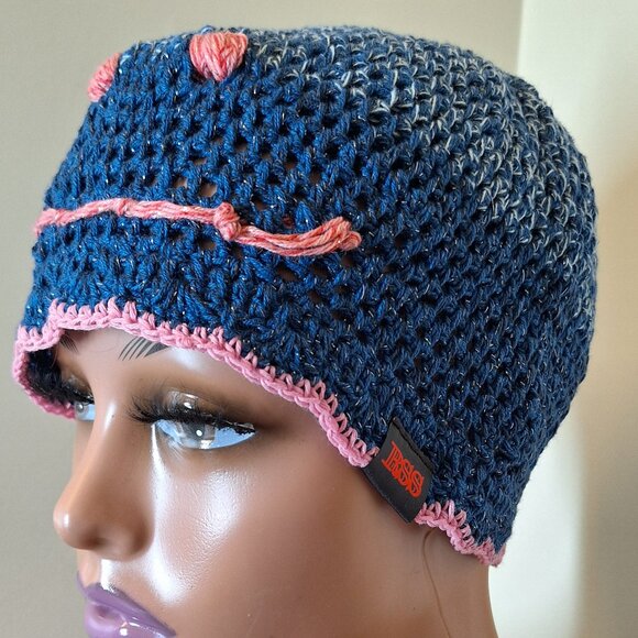 Crocheted Handmade Hat Beanie with Smile - Picture 5 of 5